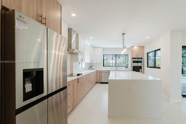 Foto del edificio - 7761 SW 169th St