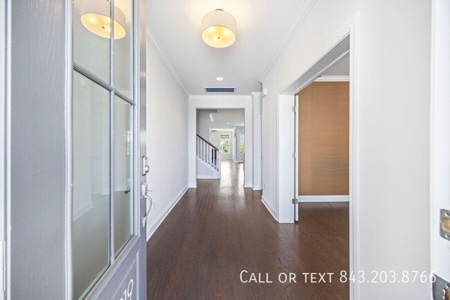 Photo - 2219 Midden Dr House