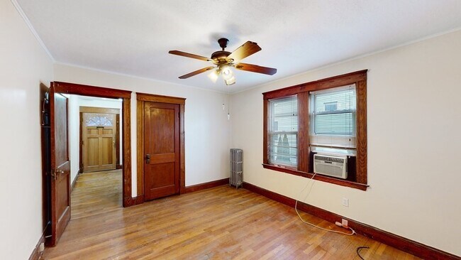 Foto del edificio - 89 Bailey Rd