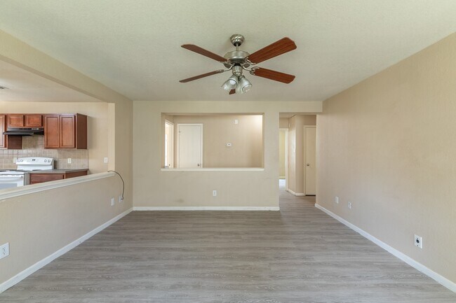 Building Photo - 20606 Bishops Gate Ln