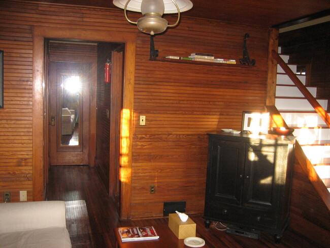 Foto del edificio - 107 Probst Rd