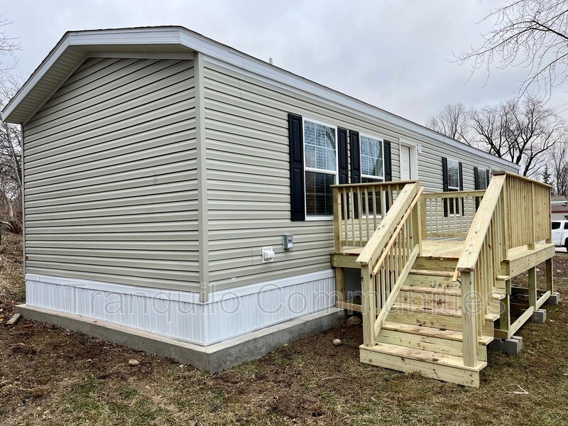 w33441W33441 County Trunk Hwy K, Oconomowoc, WI 53066 House Rental