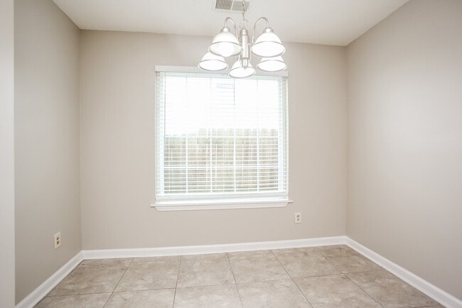 Building Photo - 10078 Cross Valley Dr