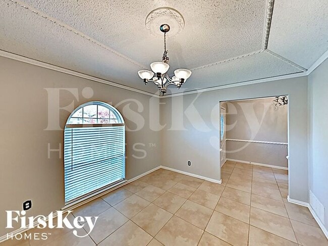 Building Photo - 1852 Rhinevalley Dr