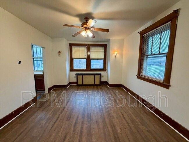 Foto del edificio - 1011 2nd St