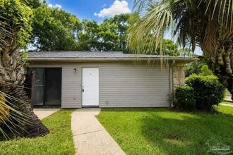 Building Photo - 6801 Tiki Ln