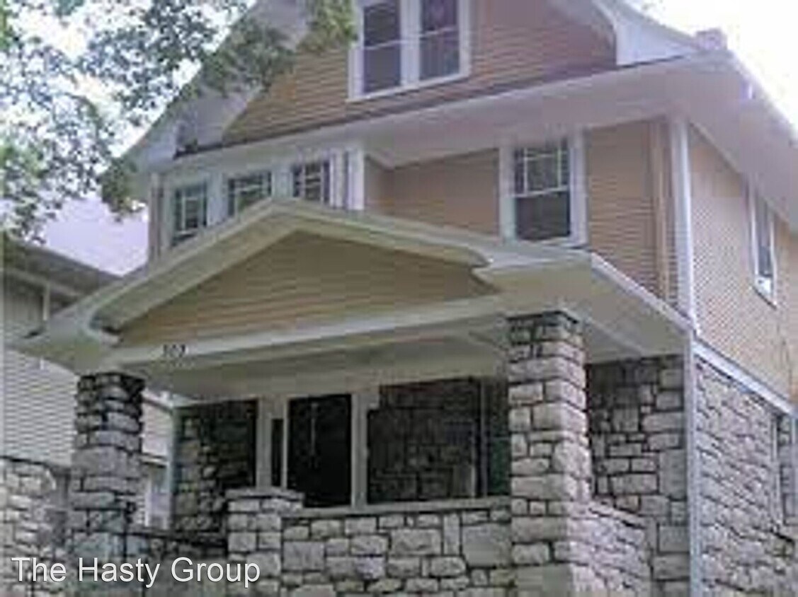 Building Photo - 3 br, 2 bath House - 303 Elmwood Ave