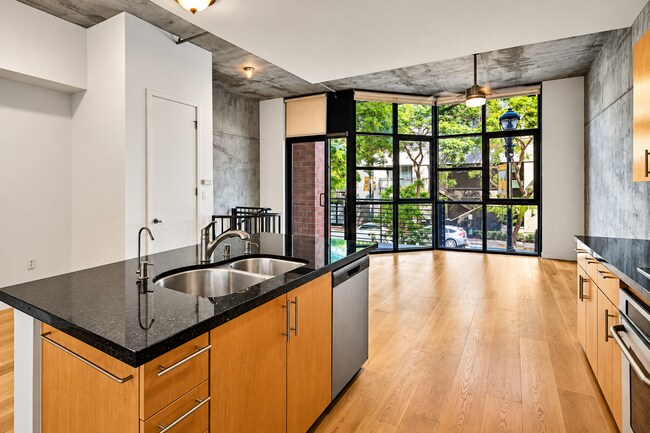 Foto del edificio - 1050 Island Ave