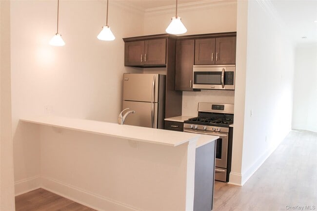 Building Photo - 226 New York Ave