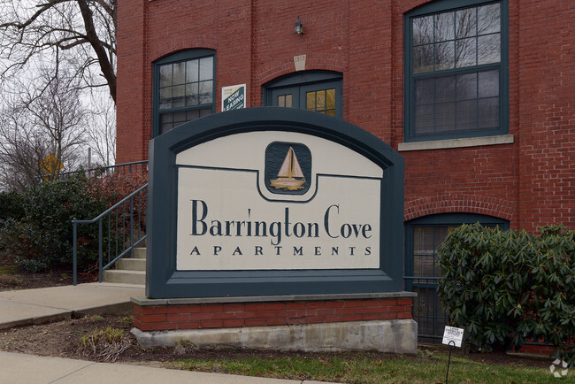 Foto del edificio - Barrington Cove Apartments