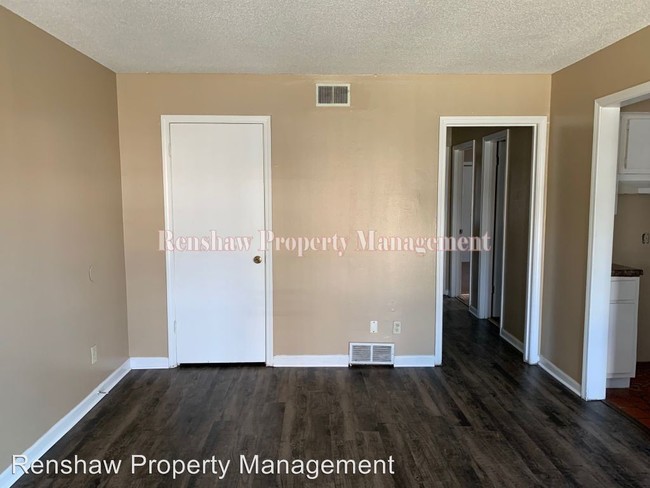 Building Photo - 2 br, 1.5 bath House - 147 Hillview Ave.