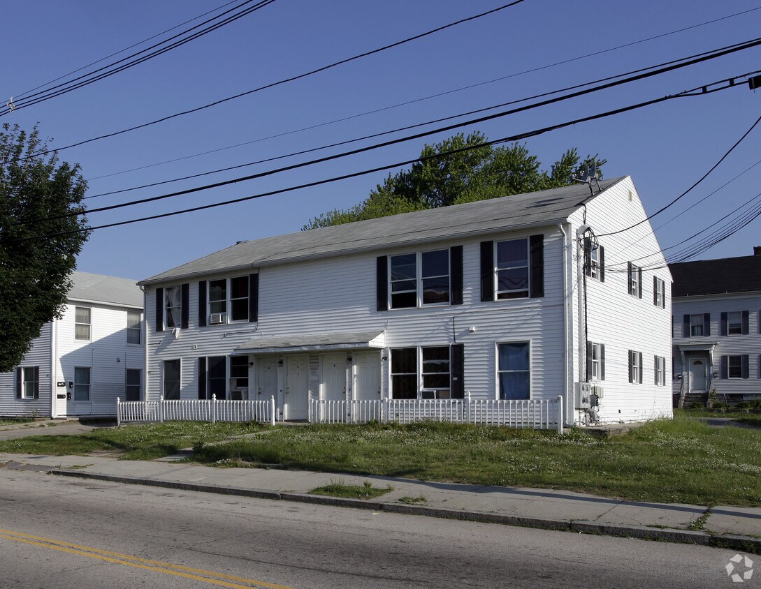 Primary Photo - 247-259 Thurbers Ave