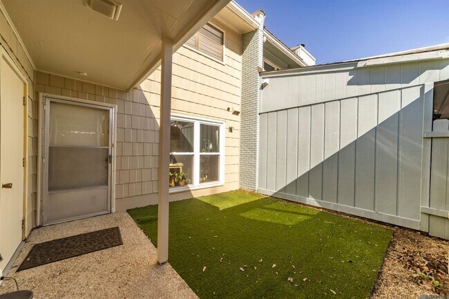 Foto del edificio - 5648 Riverstone Dr