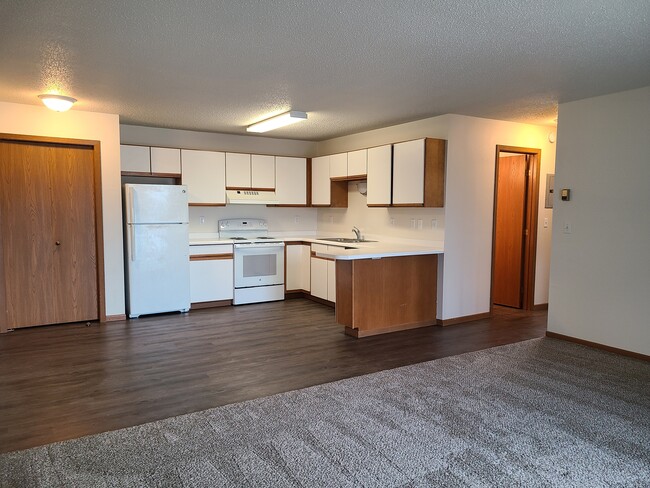 Building Photo - 4330 10th Ave S. Fargo ND