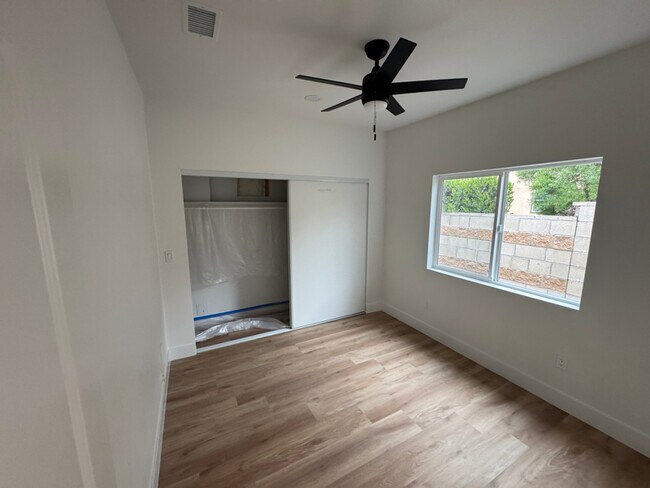 Foto del edificio - 4109 Shirley Ave