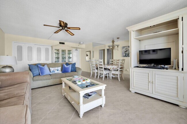 Foto del edificio - 5200 N Ocean Blvd