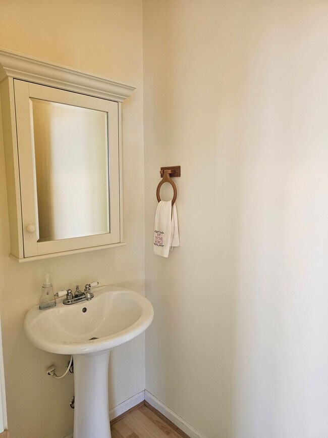 Building Photo - 966 Ave I