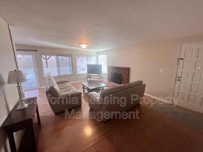 Building Photo - 27002 Rio Prado Dr