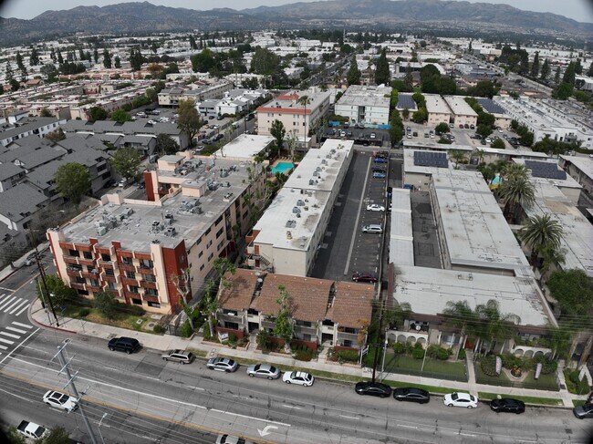 Exterior 3D - Alpine Terrace Apartments