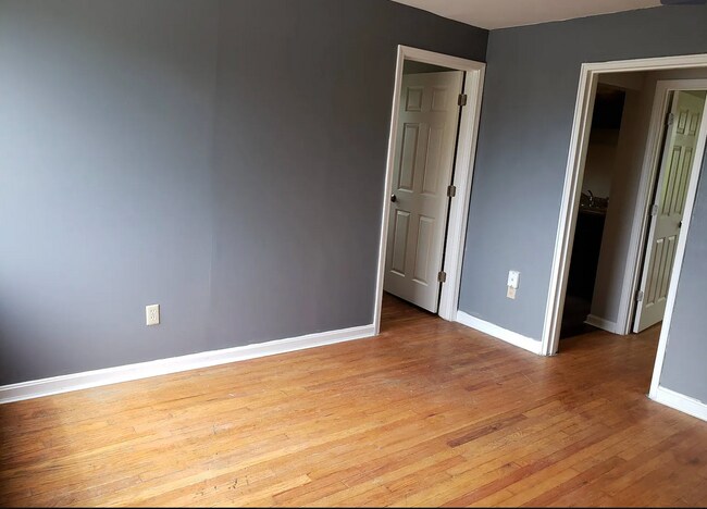 Foto del edificio - 2332 Harrison Ave