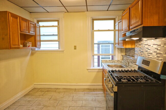 Foto del edificio - 799 S 13th St