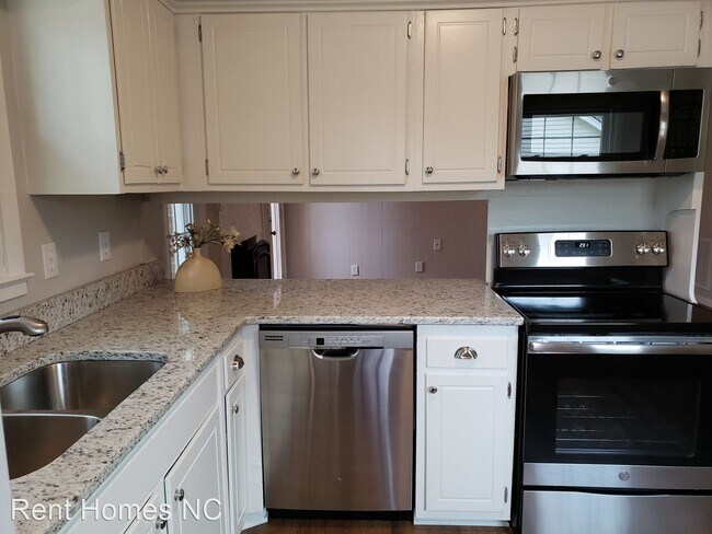 Building Photo - 3 br, 2 bath House - 603 E Park Street