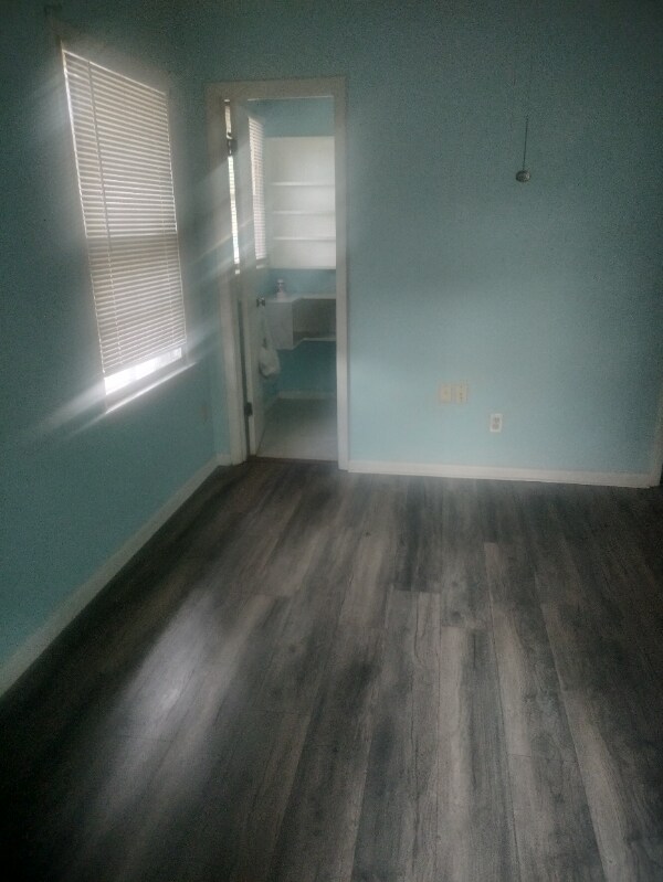 Foto del edificio - 5805 Richfield Ave