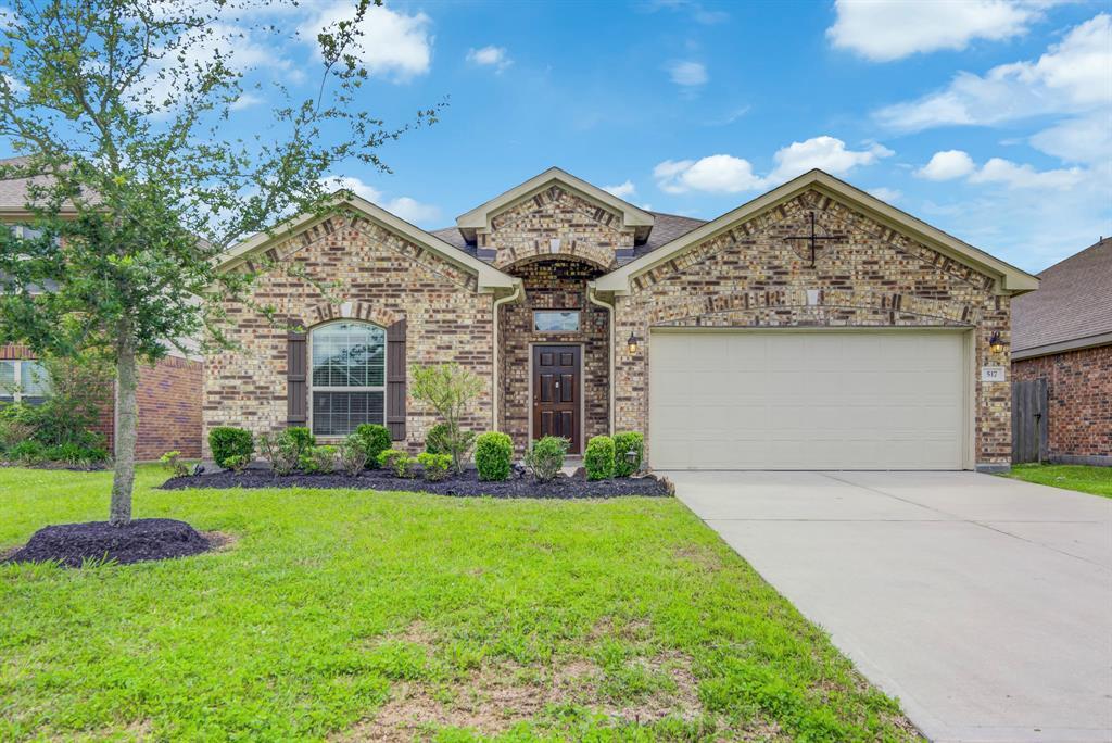 517 Augusta Crossing Ln, La Marque, TX 77568 House Rental in La
