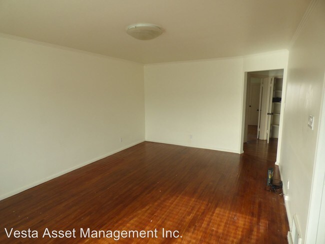 Building Photo - 3934 Ortega St
