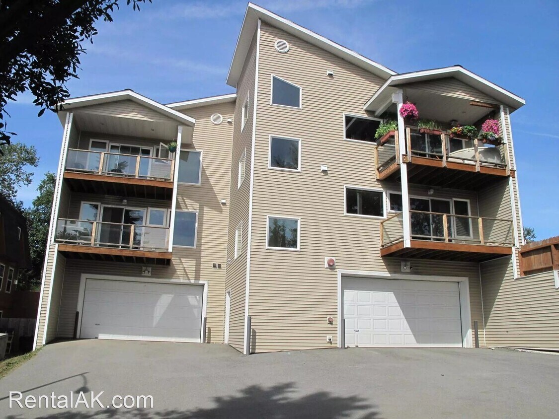 Primary Photo - 540 Eyak Dr