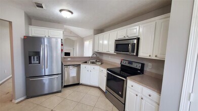 Building Photo - 21114 Stoney Haven Dr