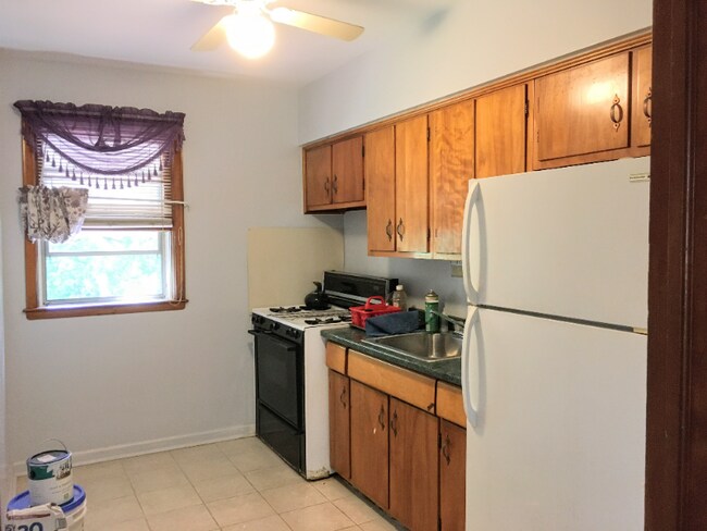 Building Photo - 2707 Shirey Ave