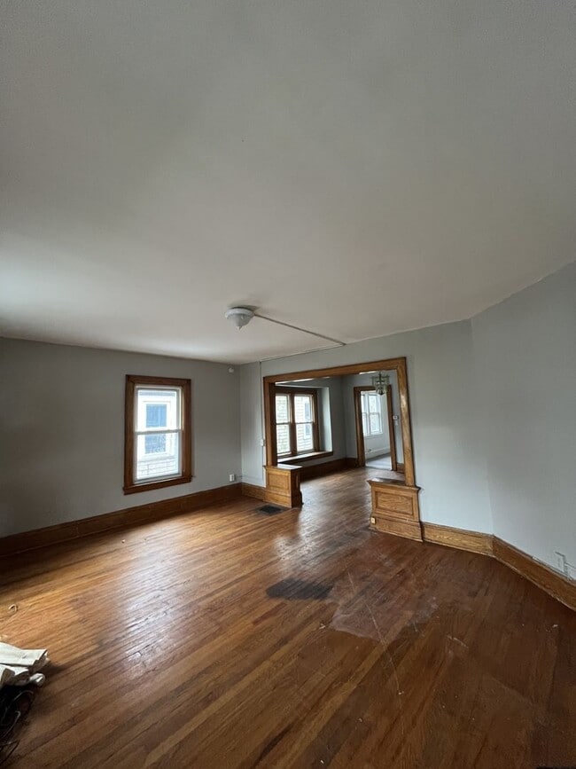 Foto del edificio - 162-164 Fernwood Ave