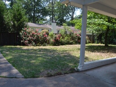 Foto del edificio - 949 Beech Ln