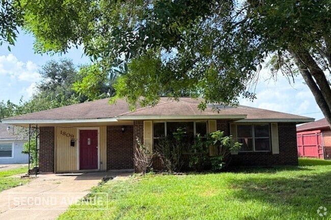 Building Photo - 1809 Virginia Ln