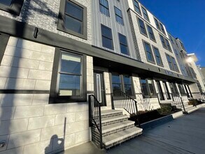 Building Photo - 60 Shirley Ave