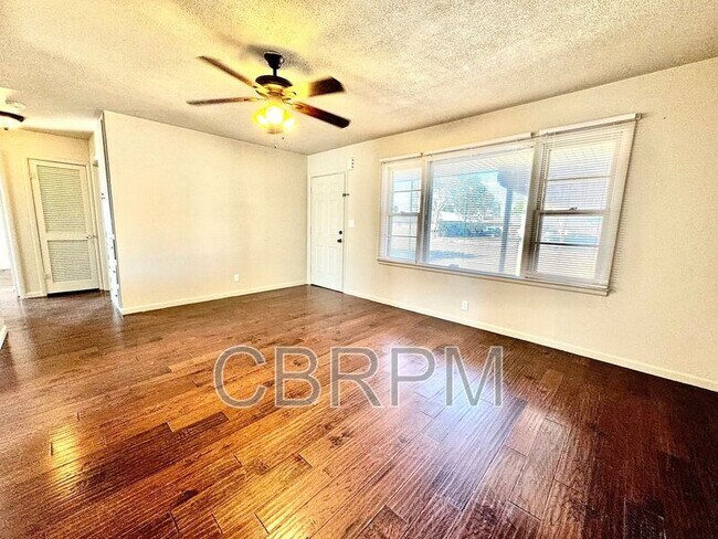 Foto del edificio - 710 11th St