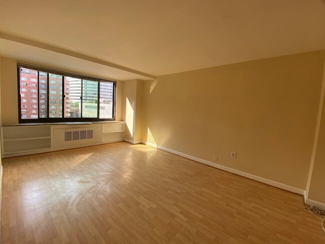 Photo - 1021 Arlington Blvd Apartment