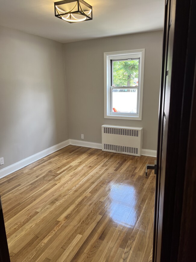 Foto del edificio - 1001 154th St