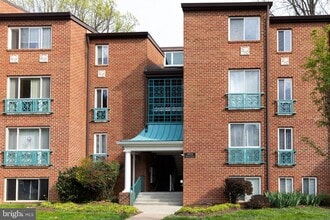 Building Photo - 11804 Breton Ct