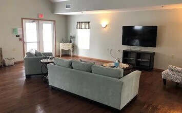 Building Photo - 1725 Wright St