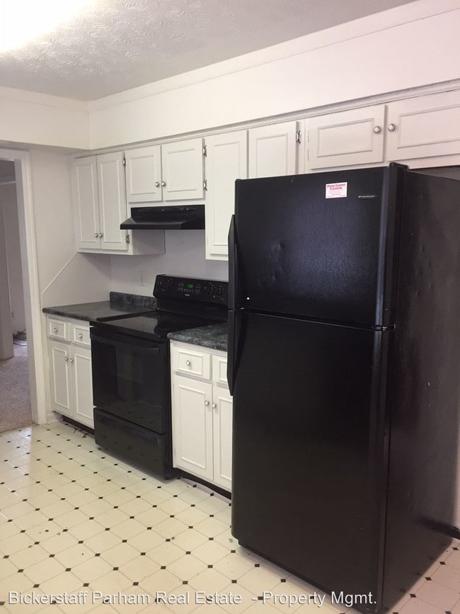 Building Photo - 3 br, 2 bath House - 5550 Cranston Drive