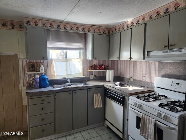 Foto del edificio - 510 Copper Basin Rd