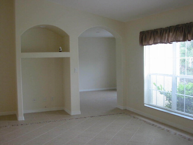 Foto del edificio - 3 Bedroom North Cranberry Beauty