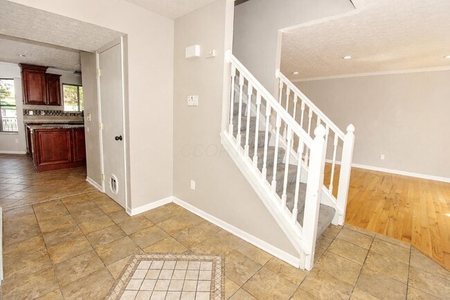 Building Photo - 2515 Pressman Dr