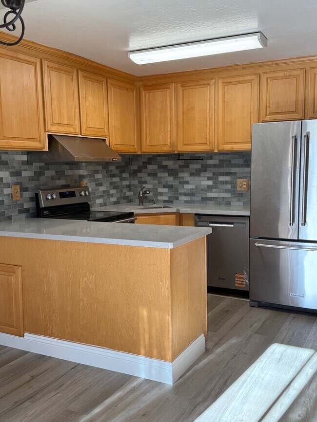 Cocina - 1306 Karmen Ct