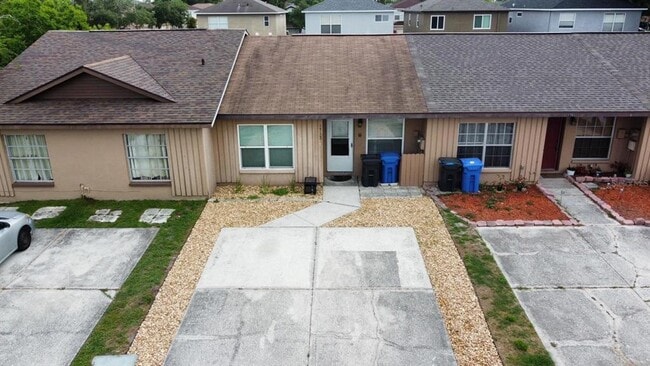 Foto del edificio - 1715 Oak Branch Ct