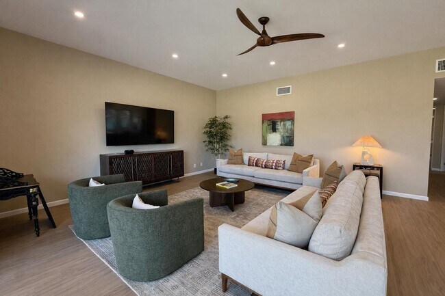 Foto del edificio - 45565 Pima Rd