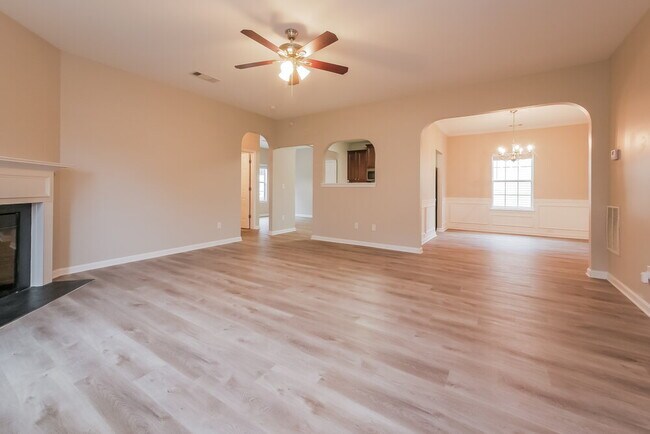 Foto del edificio - 1226 Pebble Rock Rd