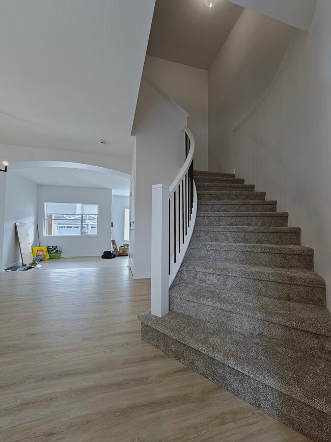 Building Photo - 2224 Muckleplum Cres SW